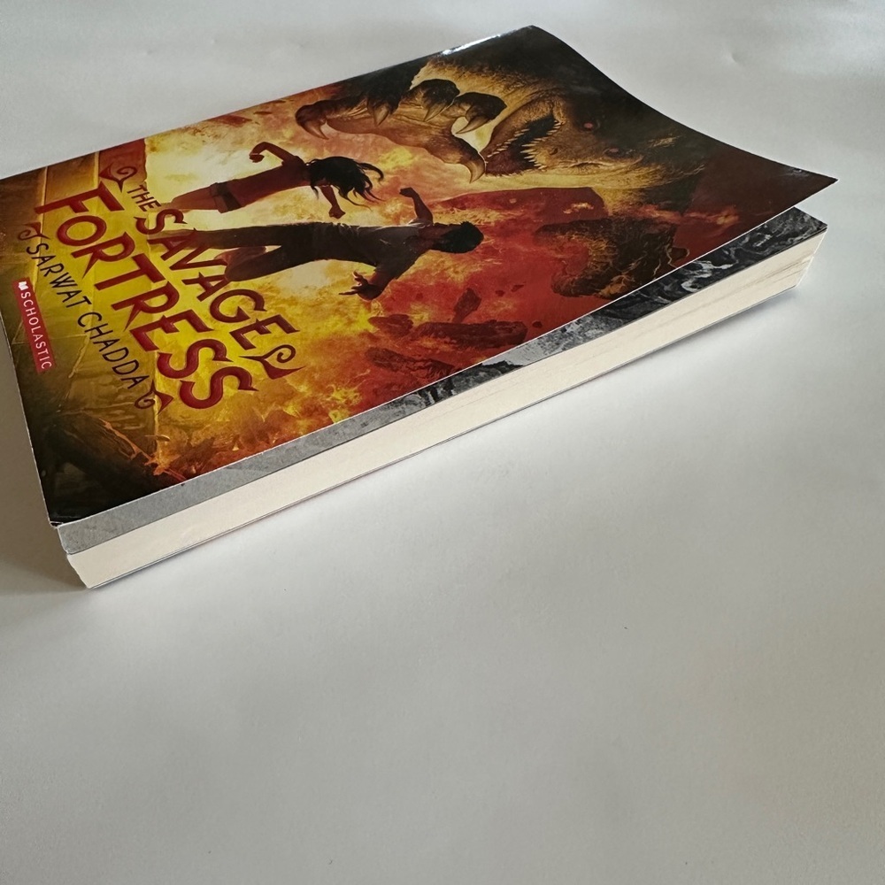 The Savage Fortress by Sarwat Chadda Book - Picture 6 of 6